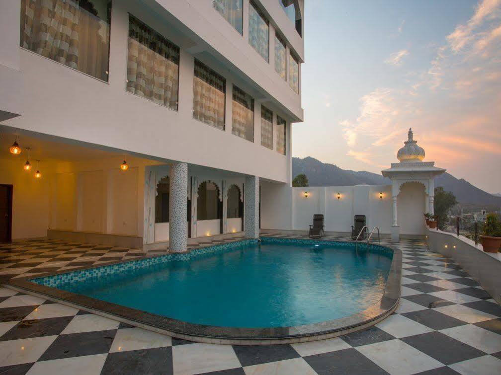 Mewargarh Udaipur By Red Lion S Hotel ภายนอก รูปภาพ